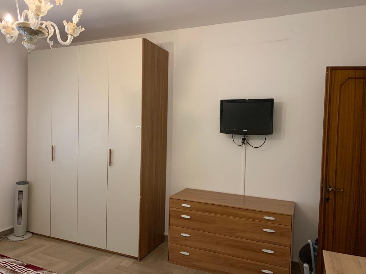 Venice Night Appartment Местре Екстер'єр фото