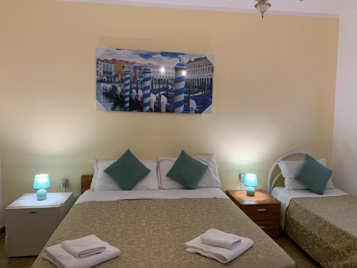 Venice Night Appartment Местре Екстер'єр фото