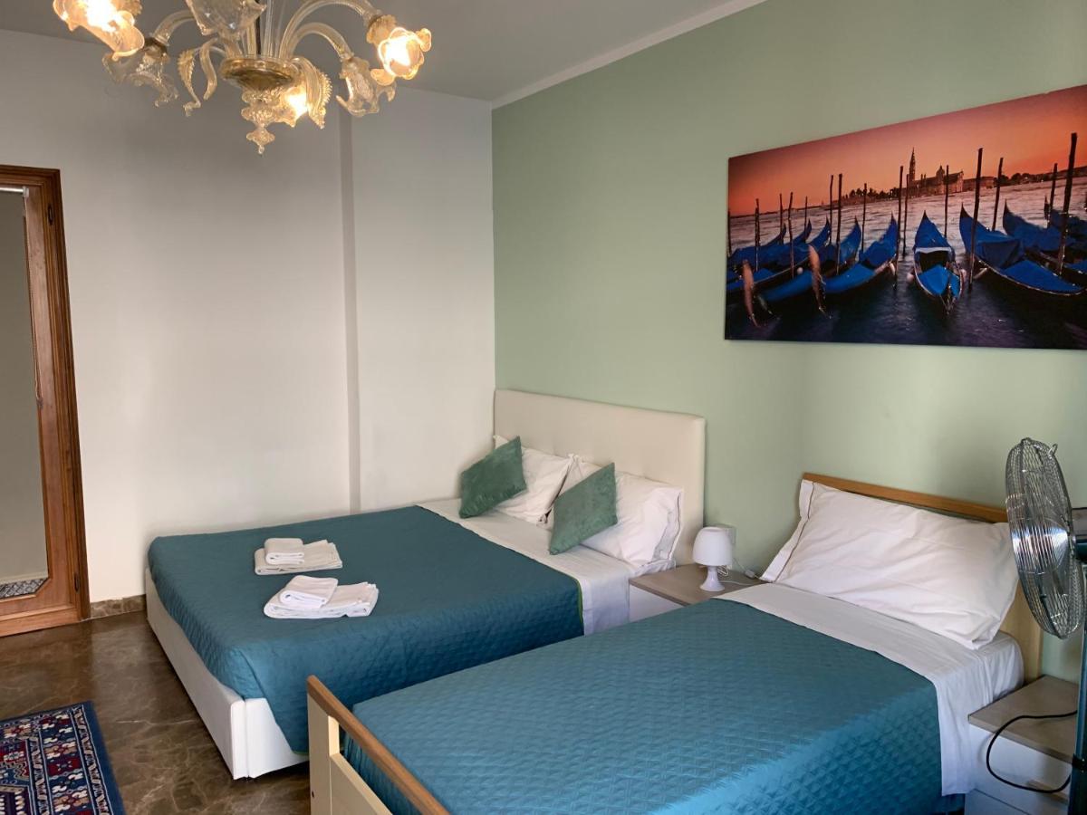 Venice Night Appartment Местре Екстер'єр фото