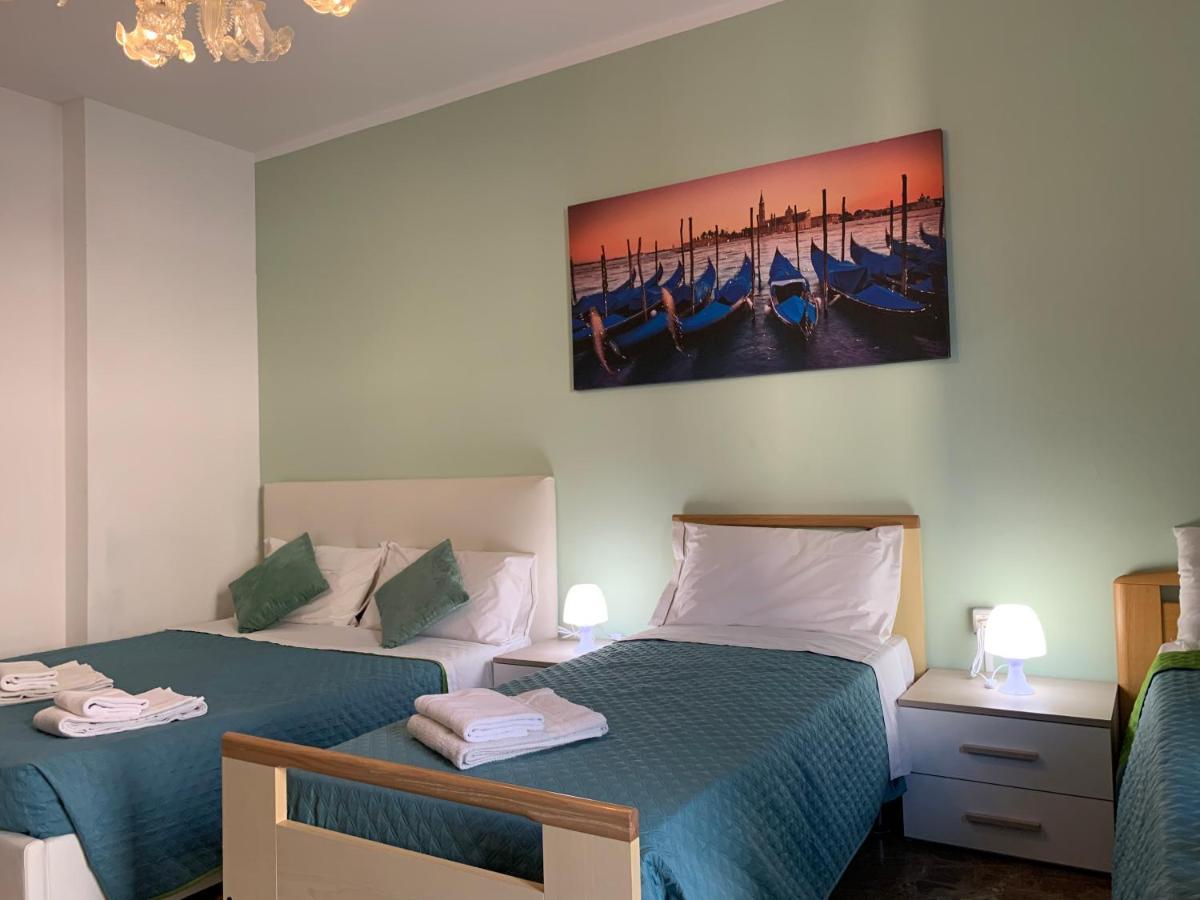 Venice Night Appartment Местре Екстер'єр фото
